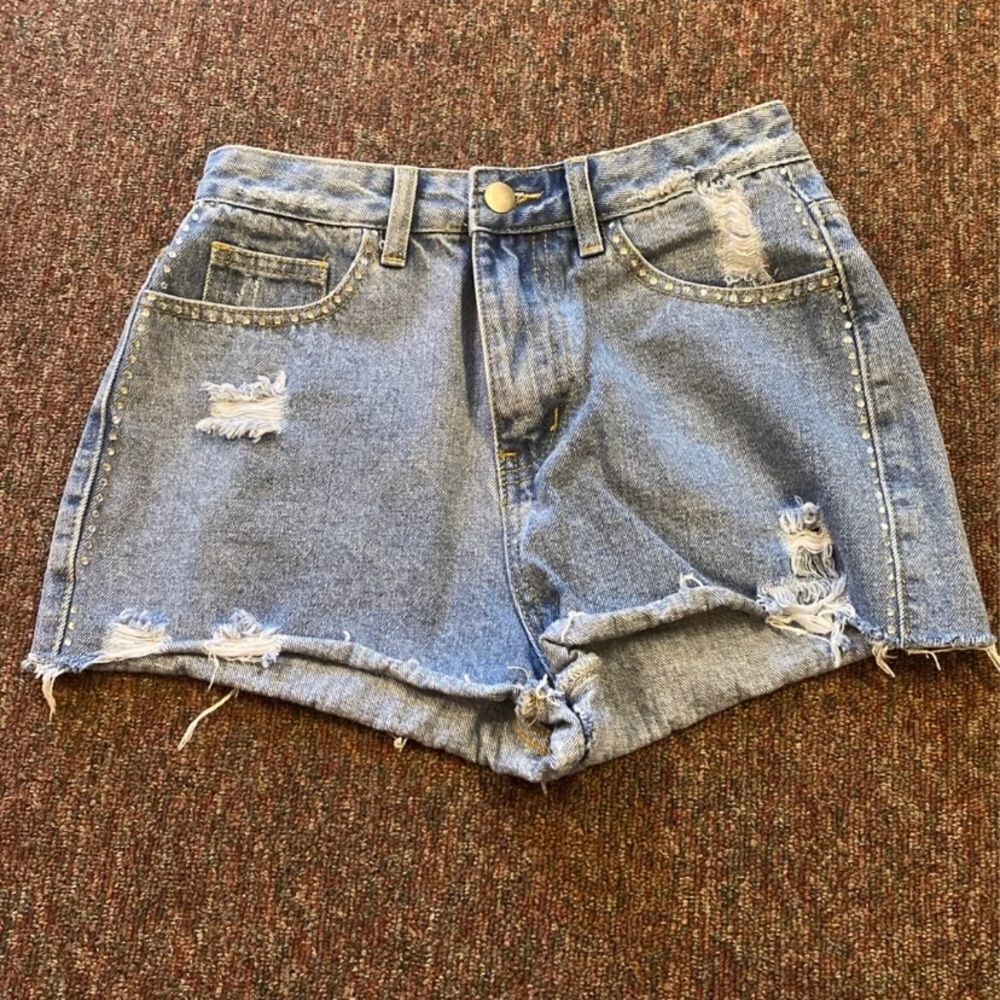 Super down rhinestone jean shorts size 25